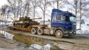Перевозка танков низкорамным тралом в России
